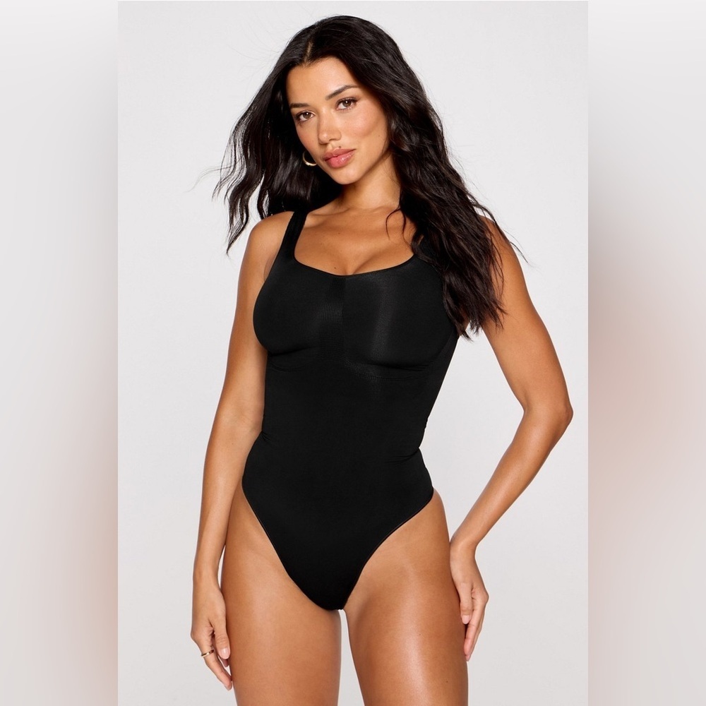 Fabletics Nearly Naked Shapewear Thong Bodysuit Sz 1x/2x